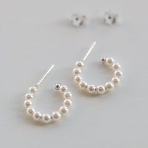 Pearl hoop earrings, gold hoop earring, pearl bridal earring,